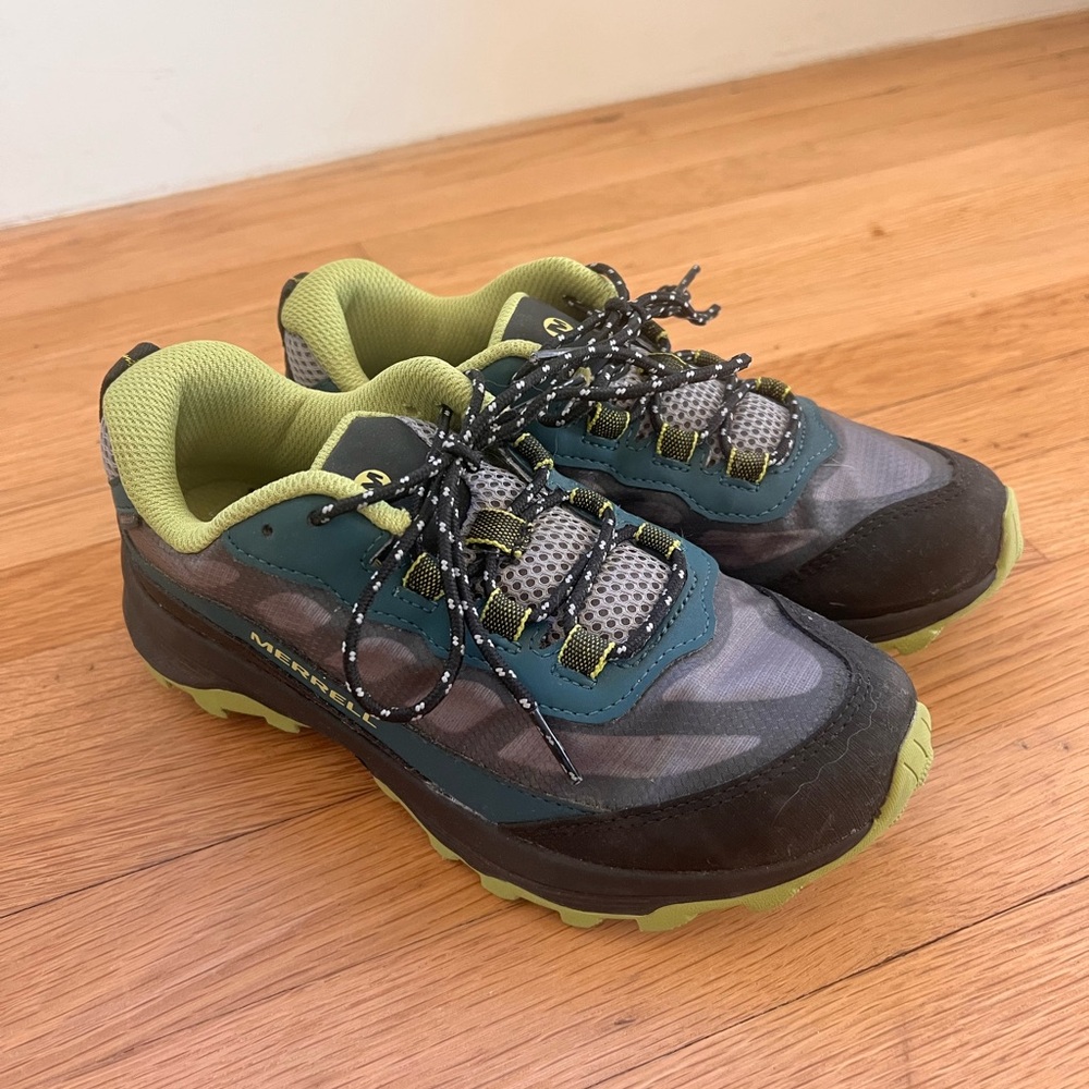 New Merrell floatpro shoes boys 4